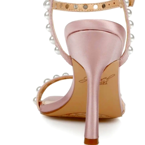 Badgley Mischka Baby Pink Heels - Picture 3 of 5